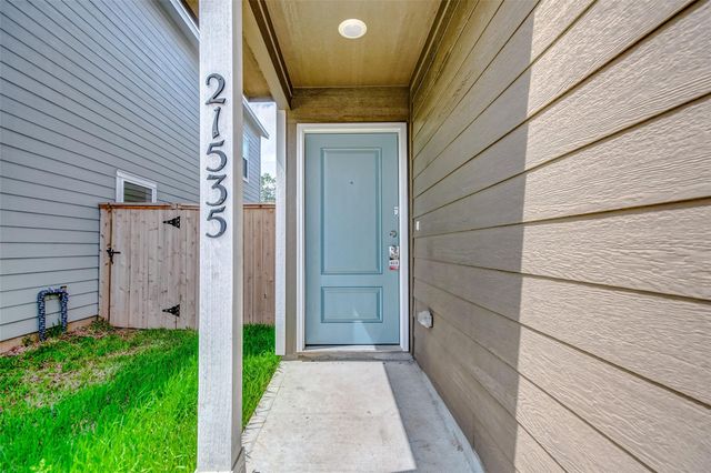 21535 Carosella Drive, New Caney, TX 77357