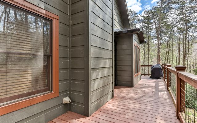 60 Clubhouse Court, Ellijay, GA 30536