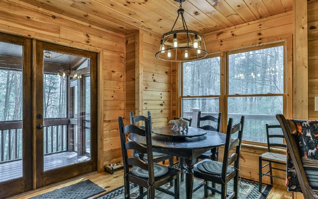 60 Clubhouse Court, Ellijay, GA 30536