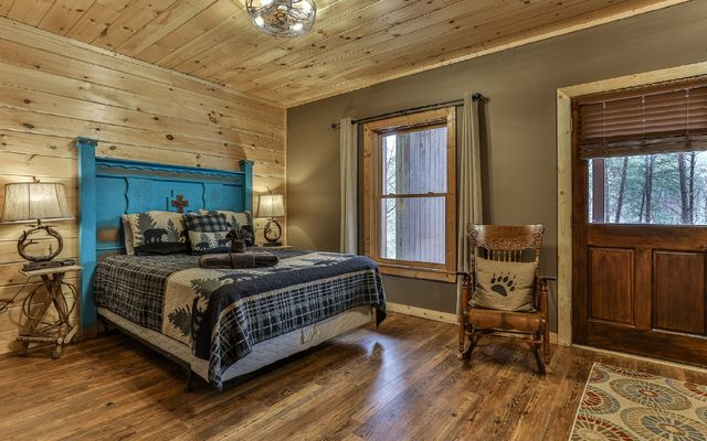 60 Clubhouse Court, Ellijay, GA 30536