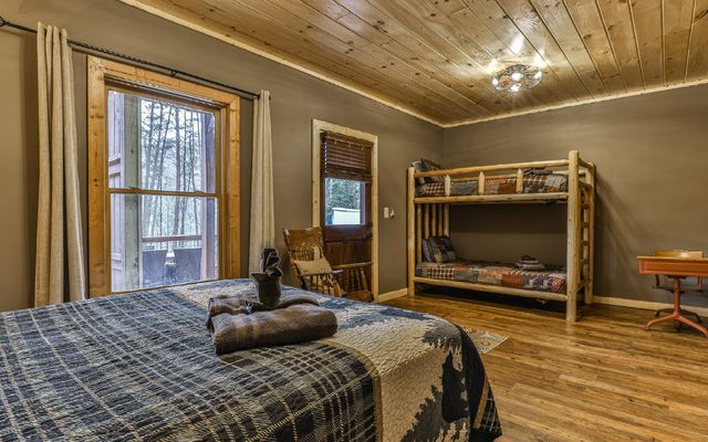 60 Clubhouse Court, Ellijay, GA 30536