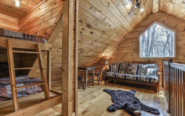 60 Clubhouse Court, Ellijay, GA 30536