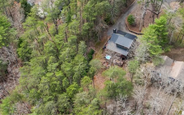 60 Clubhouse Court, Ellijay, GA 30536