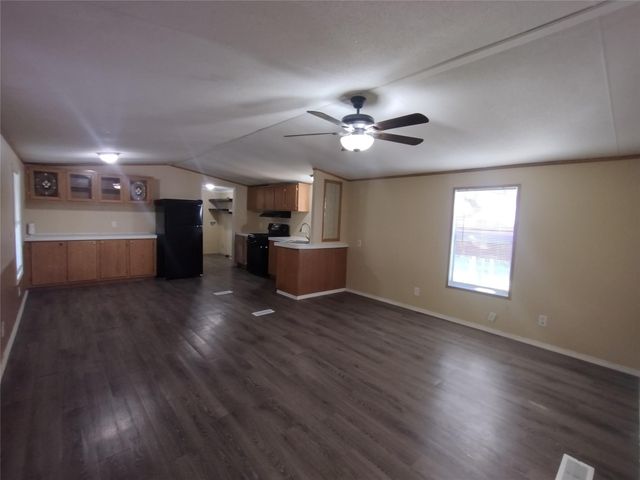 40 Church ST, Maxwell, TX 78656