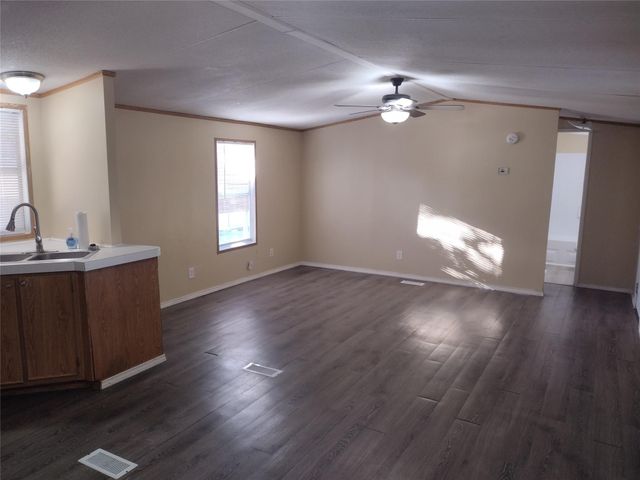 40 Church ST, Maxwell, TX 78656