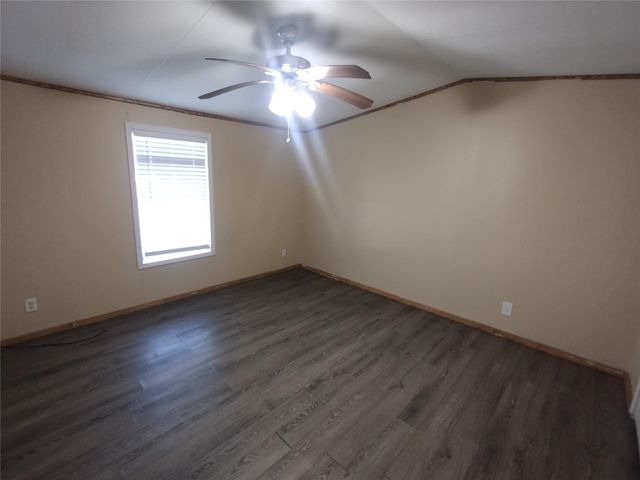 40 Church ST, Maxwell, TX 78656