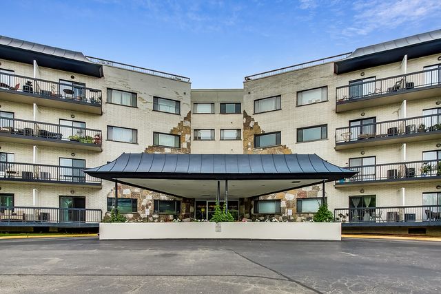 6700 S Brainard Avenue 101, Countryside, IL 60525