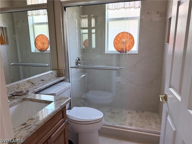 3515 Grand Cypress CT, Naples, FL 34119