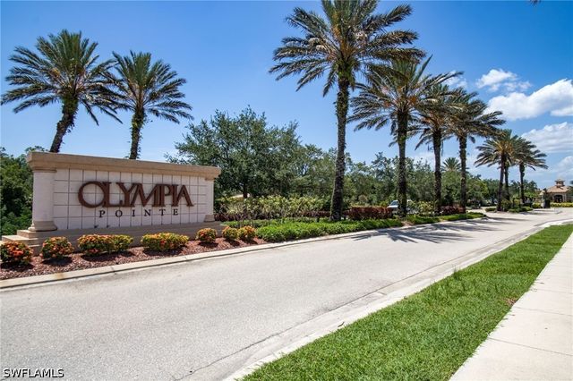 8599 Athena CT, Lehigh Acres, FL 33971