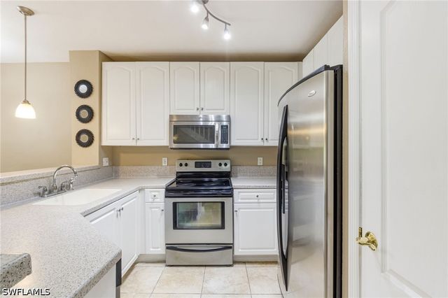 8599 Athena CT, Lehigh Acres, FL 33971