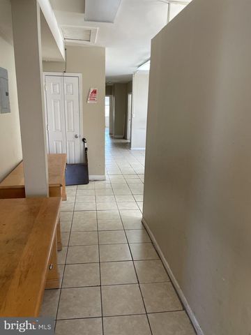 2010 RHODE ISLAND AVE NE #2ND FLOOR - SUITE A, Washington, DC 20018