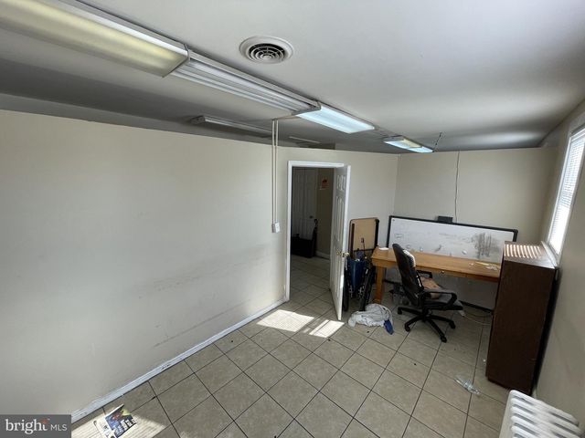 2010 RHODE ISLAND AVE NE #2ND FLOOR - SUITE A, Washington, DC 20018