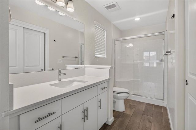 3762 Greystoke, Clovis, CA 93619