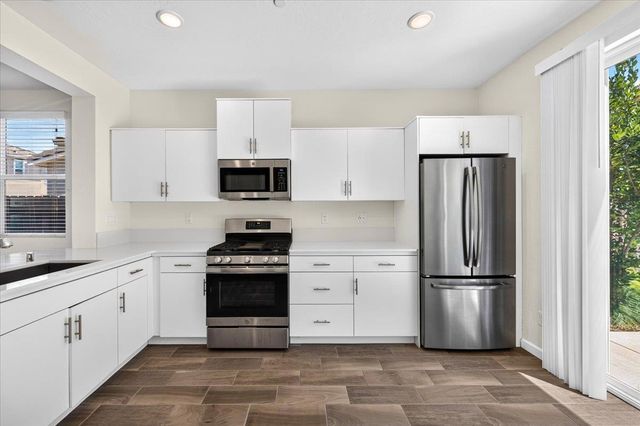 3762 Greystoke, Clovis, CA 93619