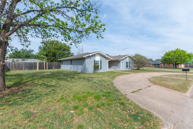 4326 Caprock Road, Abilene, TX 79606