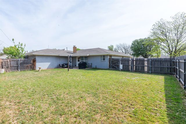 4326 Caprock Road, Abilene, TX 79606