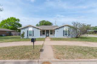 4326 Caprock Road, Abilene, TX 79606