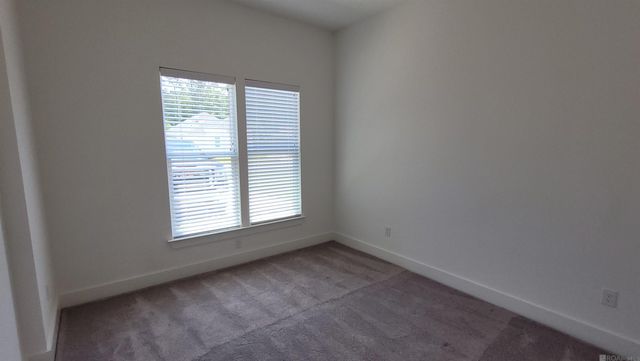 9587 South Creek Dr, Denham Springs, LA 70726