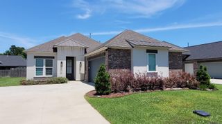 9587 South Creek Dr, Denham Springs, LA 70726