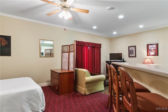 900 Red Drew 24, Tuscaloosa, AL 35401