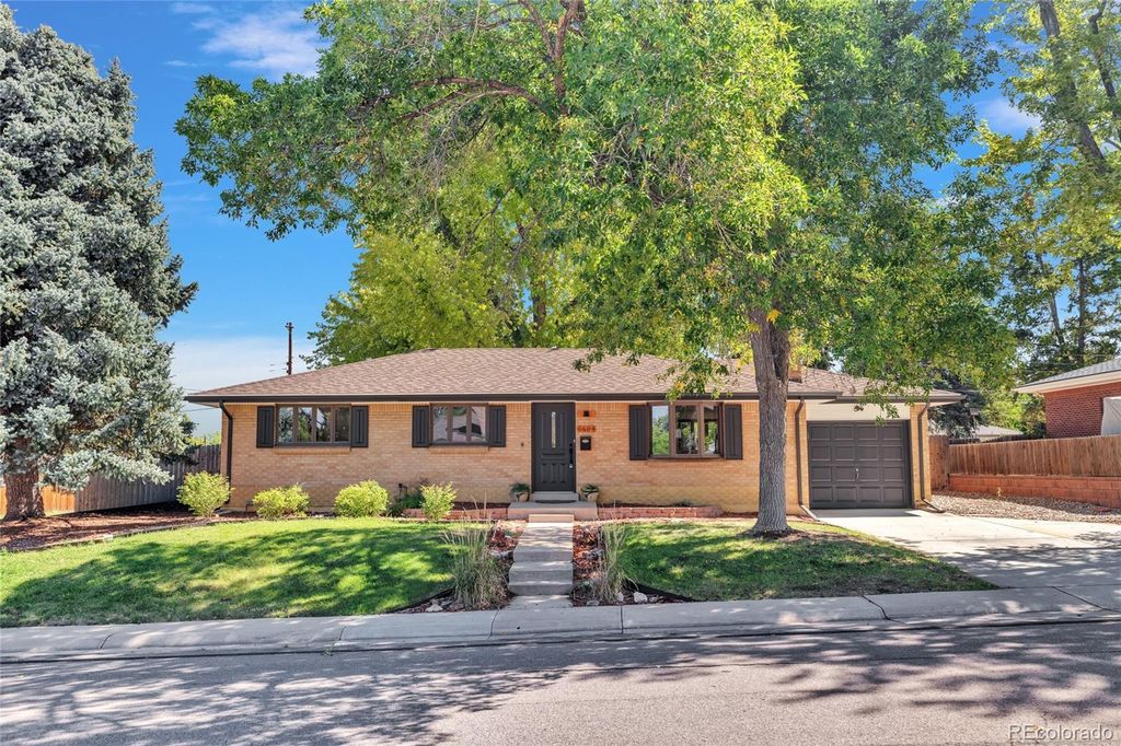 Image 1 of property listing at 6604 S Lee Court, Centennial, CO 80121
