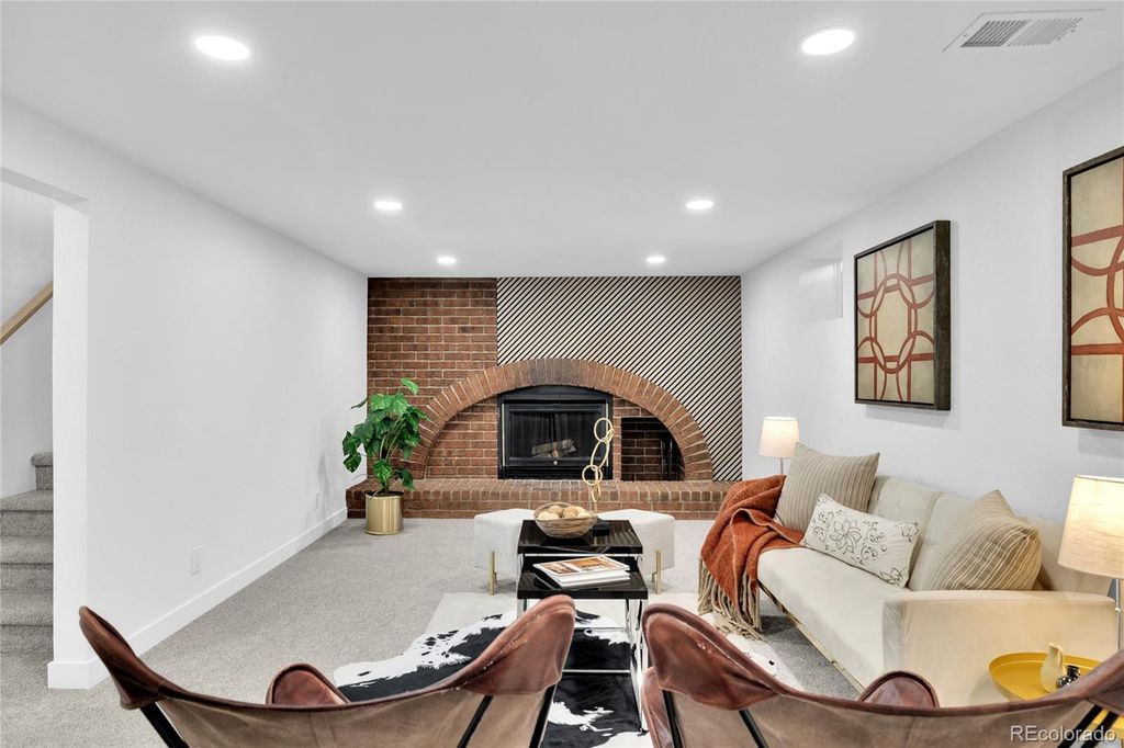 Image 31 of property listing at 6604 S Lee Court, Centennial, CO 80121