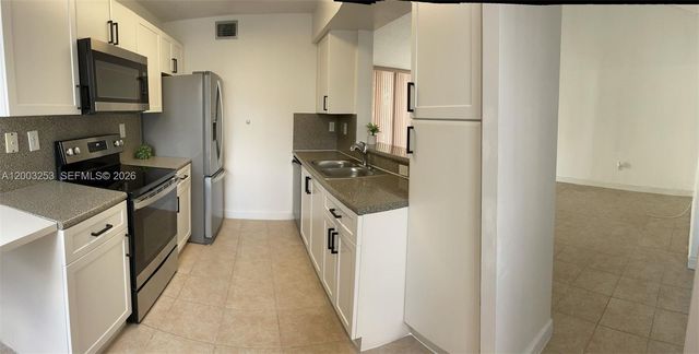 9762 NW 47th Ter 175, Doral, FL 33178