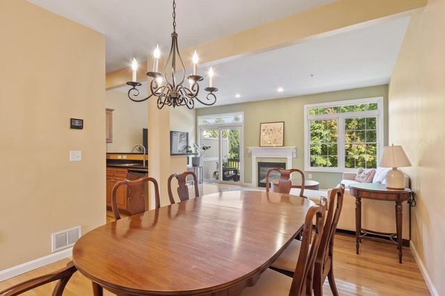 3 Robert Cir 3, Grafton, MA 01536