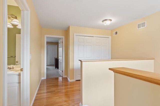3 Robert Cir 3, Grafton, MA 01536