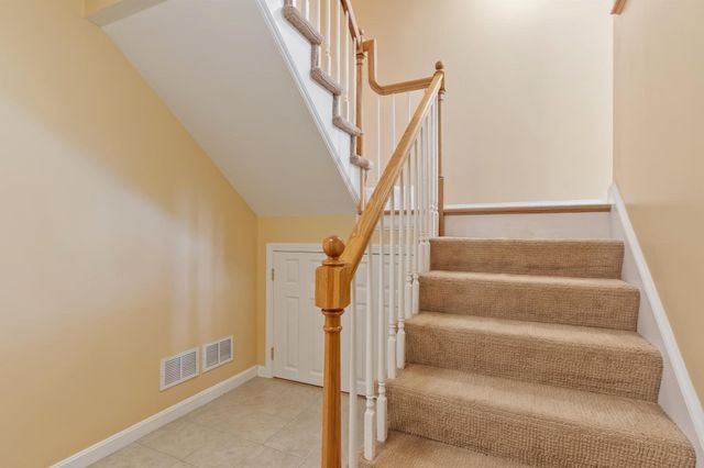 3 Robert Cir 3, Grafton, MA 01536