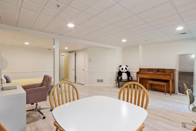 3 Robert Cir 3, Grafton, MA 01536