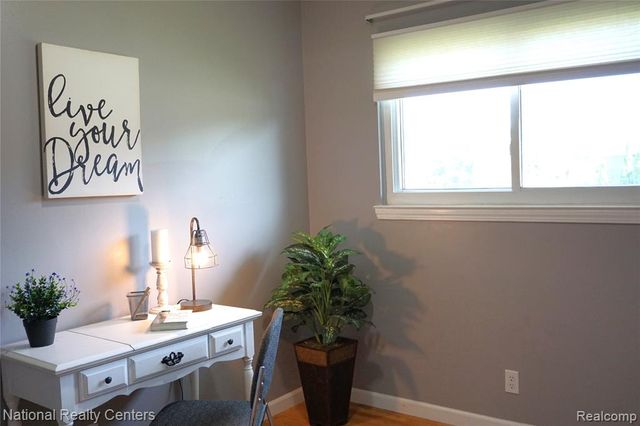 33420 Cherry Hill Road, Garden City, MI 48135