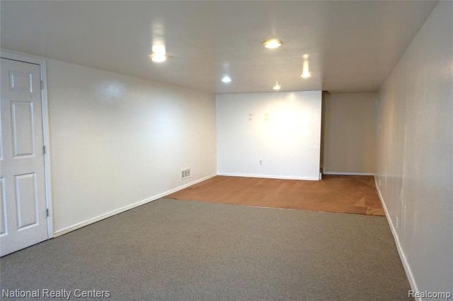 33420 Cherry Hill Road, Garden City, MI 48135