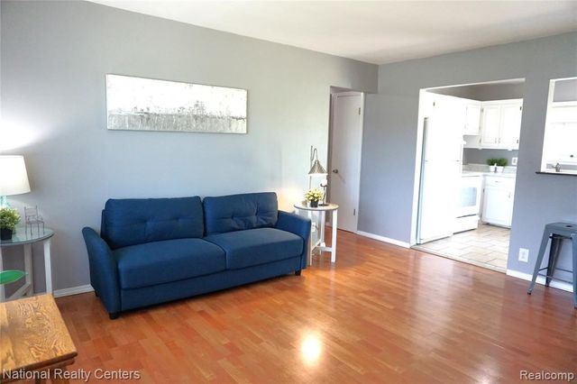 33420 Cherry Hill Road, Garden City, MI 48135