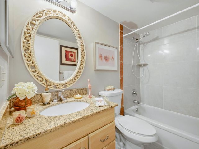 6625 S Oriole Boulevard 2040, Delray Beach, FL 33446