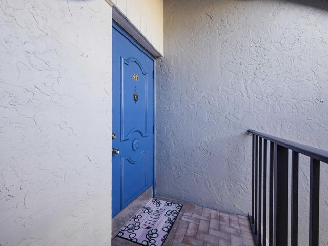 6625 S Oriole Boulevard 2040, Delray Beach, FL 33446