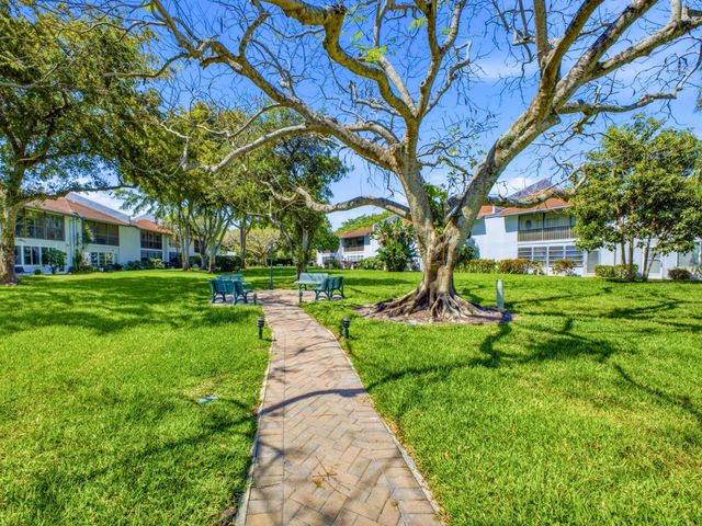 6625 S Oriole Boulevard 2040, Delray Beach, FL 33446