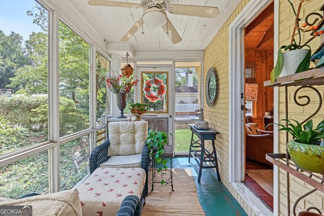 98 Pickett Hill Street, Clayton, GA 30525
