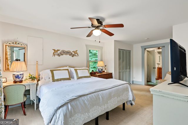 98 Pickett Hill Street, Clayton, GA 30525
