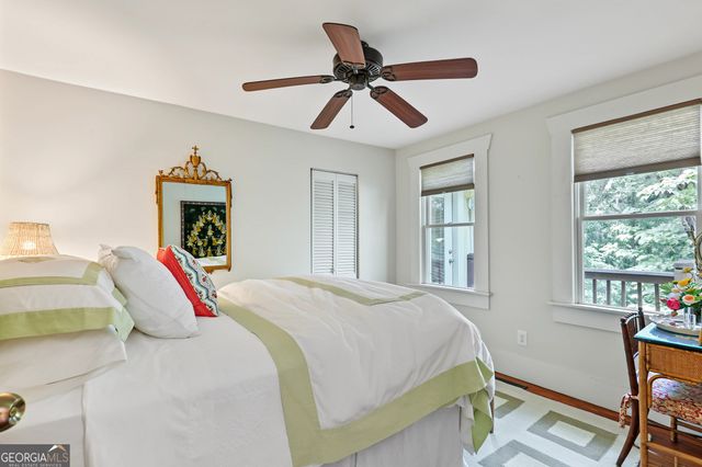 98 Pickett Hill Street, Clayton, GA 30525