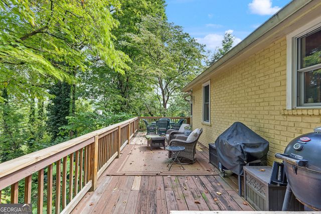 98 Pickett Hill Street, Clayton, GA 30525