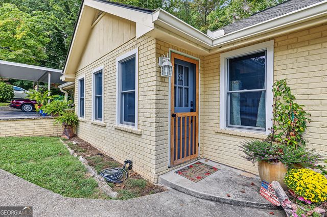 98 Pickett Hill Street, Clayton, GA 30525