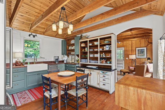 98 Pickett Hill Street, Clayton, GA 30525