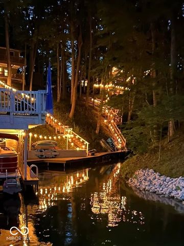 6427 Buffalo Drive, Nineveh, IN 46164