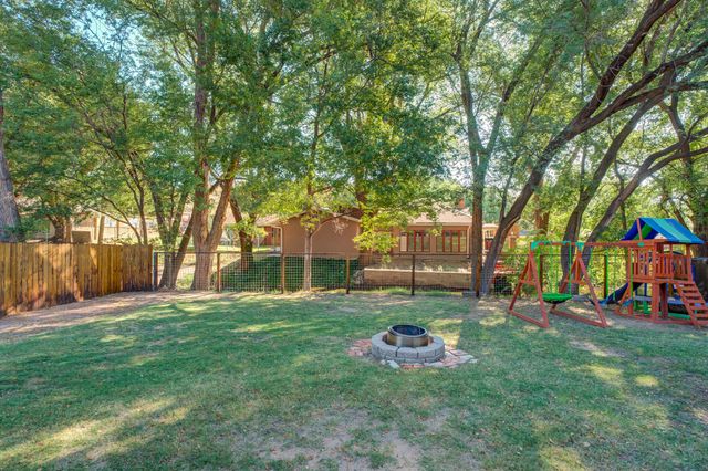 5 W Brookhollow Drive, Ransom Canyon, TX 79366