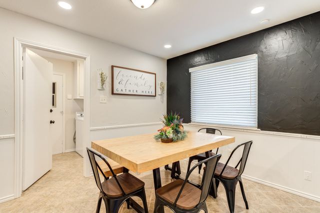 5 W Brookhollow Drive, Ransom Canyon, TX 79366