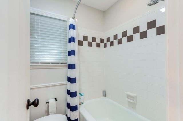 5 W Brookhollow Drive, Ransom Canyon, TX 79366