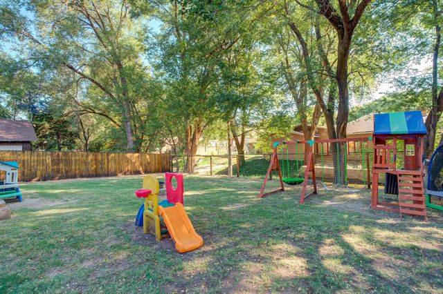 5 W Brookhollow Drive, Ransom Canyon, TX 79366