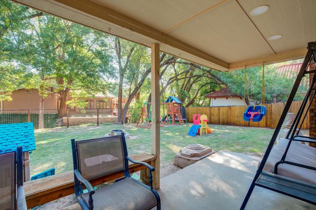 5 W Brookhollow Drive, Ransom Canyon, TX 79366