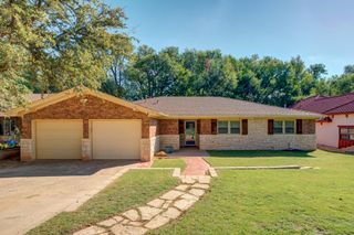 5 W Brookhollow Drive, Ransom Canyon, TX 79366